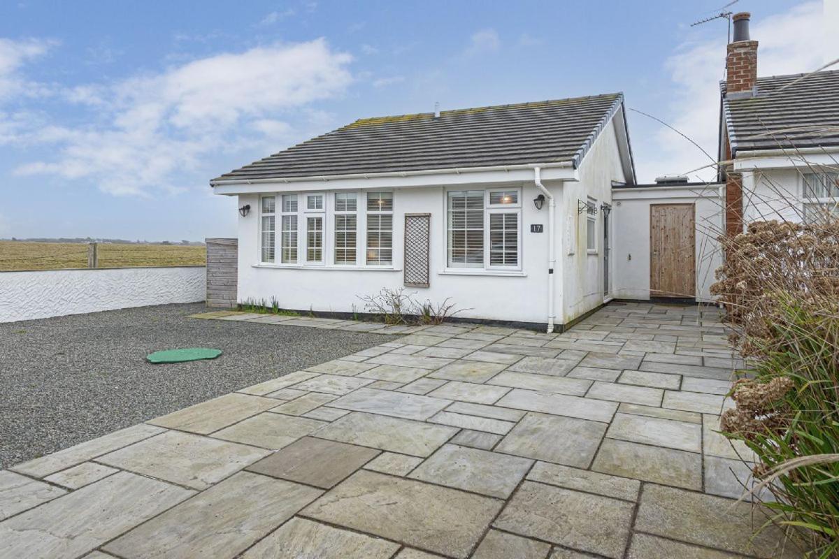 Villa Cryd Y Nant à Rhosneigr Extérieur photo